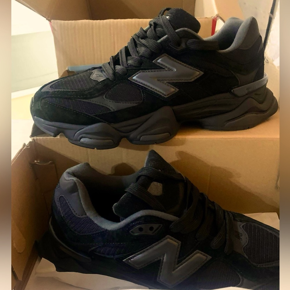 9060 triple black suede New Balance